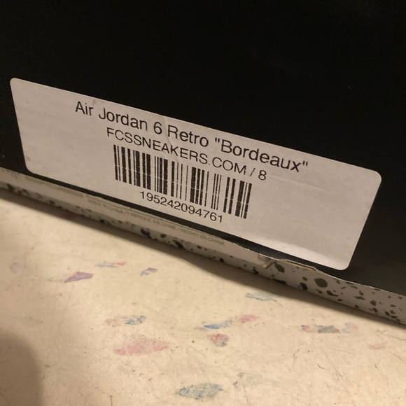 Air Jordan Retro 6 Bordeaux - Picture 7 of 7